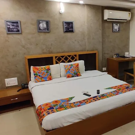 Hotel Mayuri Residency